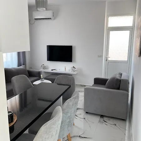 Seaview Apartment